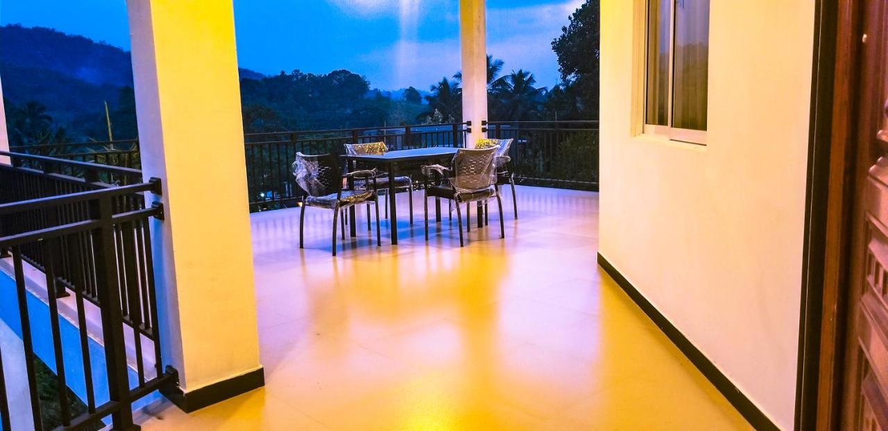 Akoya Pearl Ratnapura Exterior foto