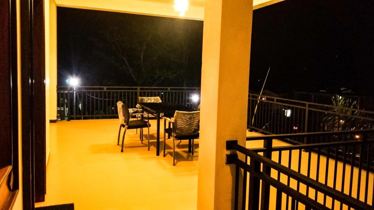 Akoya Pearl Ratnapura Exterior foto