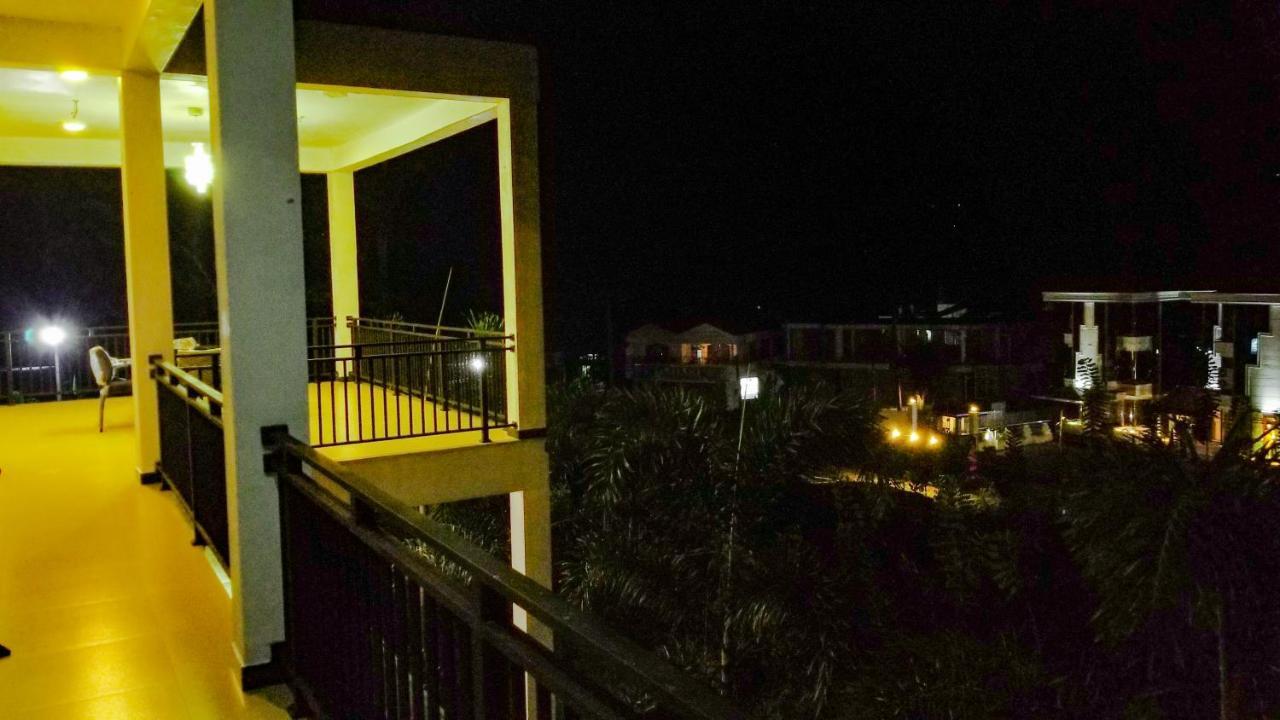 Akoya Pearl Ratnapura Exterior foto