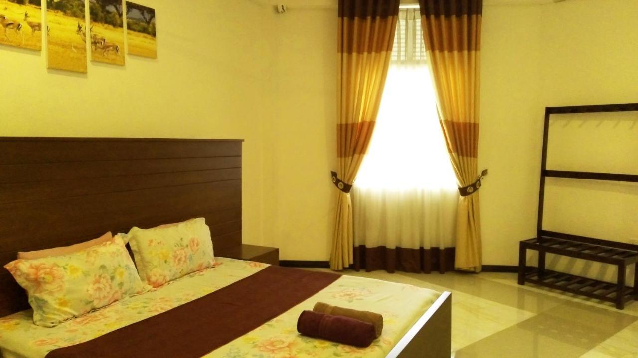 Akoya Pearl Ratnapura Exterior foto